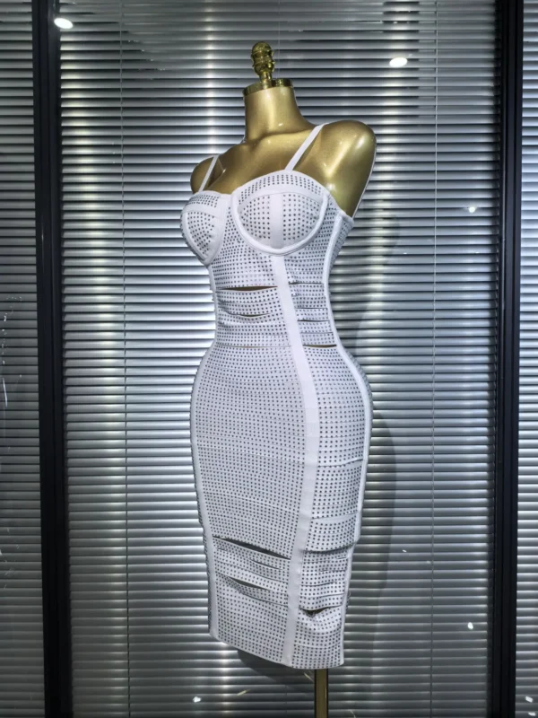 Modelo Hebe.-Vestido bandage con aberturas - Imagen 6