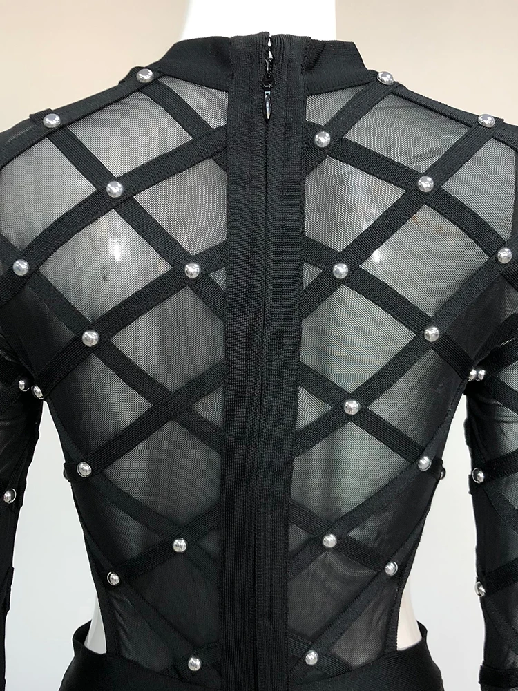 Modelo Muna.-Mono bandage con tachuelas negro - Imagen 9