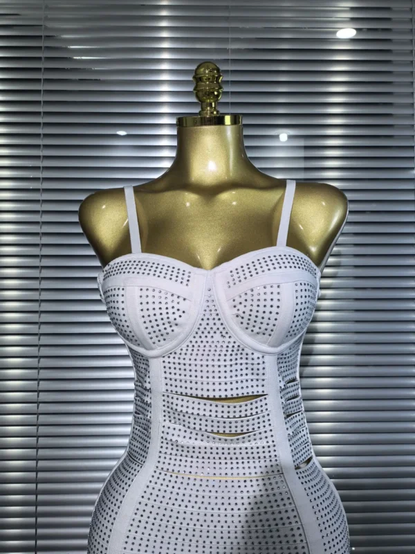 Modelo Hebe.-Vestido bandage con aberturas - Imagen 4