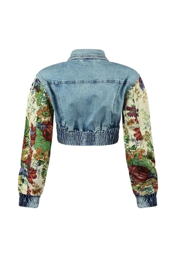 Modelo Akron. Conjunto vaquero con tapestry Floral - Imagen 7