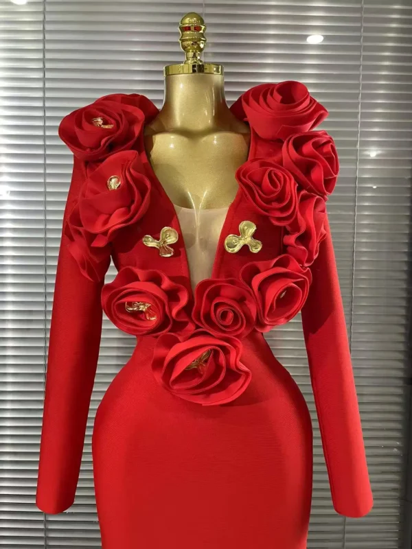 Modelo Chelsea-Vestido rojo largo de noche con flores 3D y escote profundo - Imagen 7