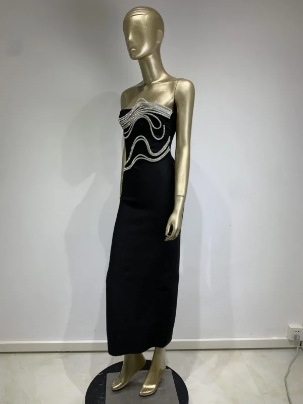 Modelo Neylen.-vestido lineas pedreria - Imagen 3