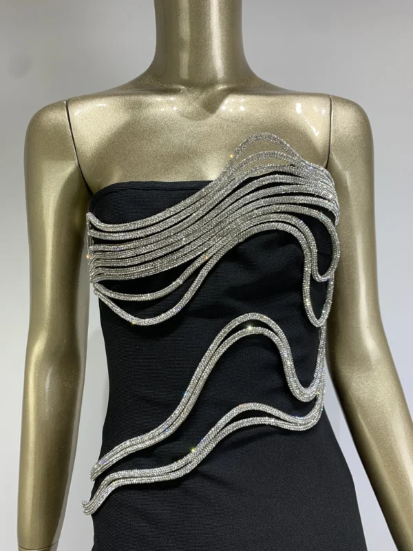 Modelo Neylen.-vestido lineas pedreria - Imagen 5
